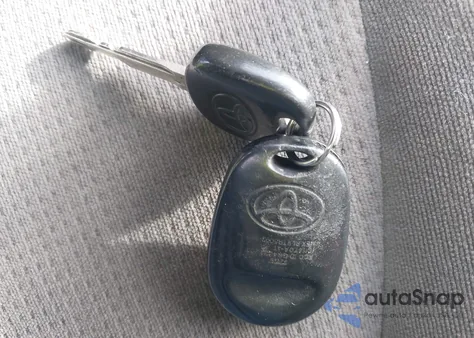 2004 Toyota Sienna Le from USA, damaged, VIN 5TDZA23C24S003538